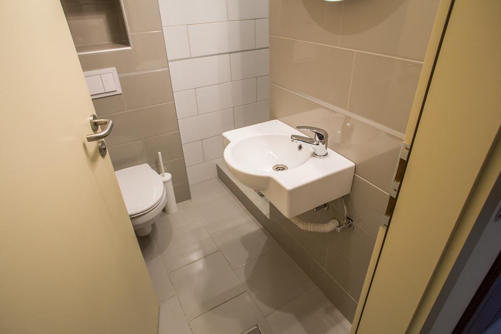 Luxe Stay Târgu-Mureş Exteriör bild