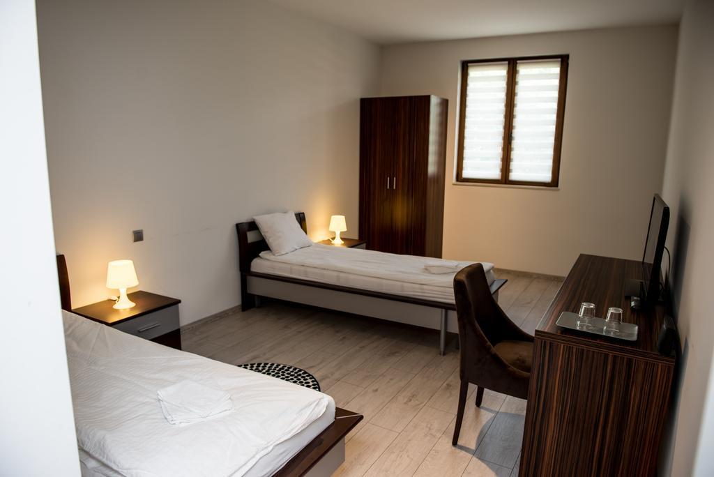 Luxe Stay Târgu-Mureş Exteriör bild
